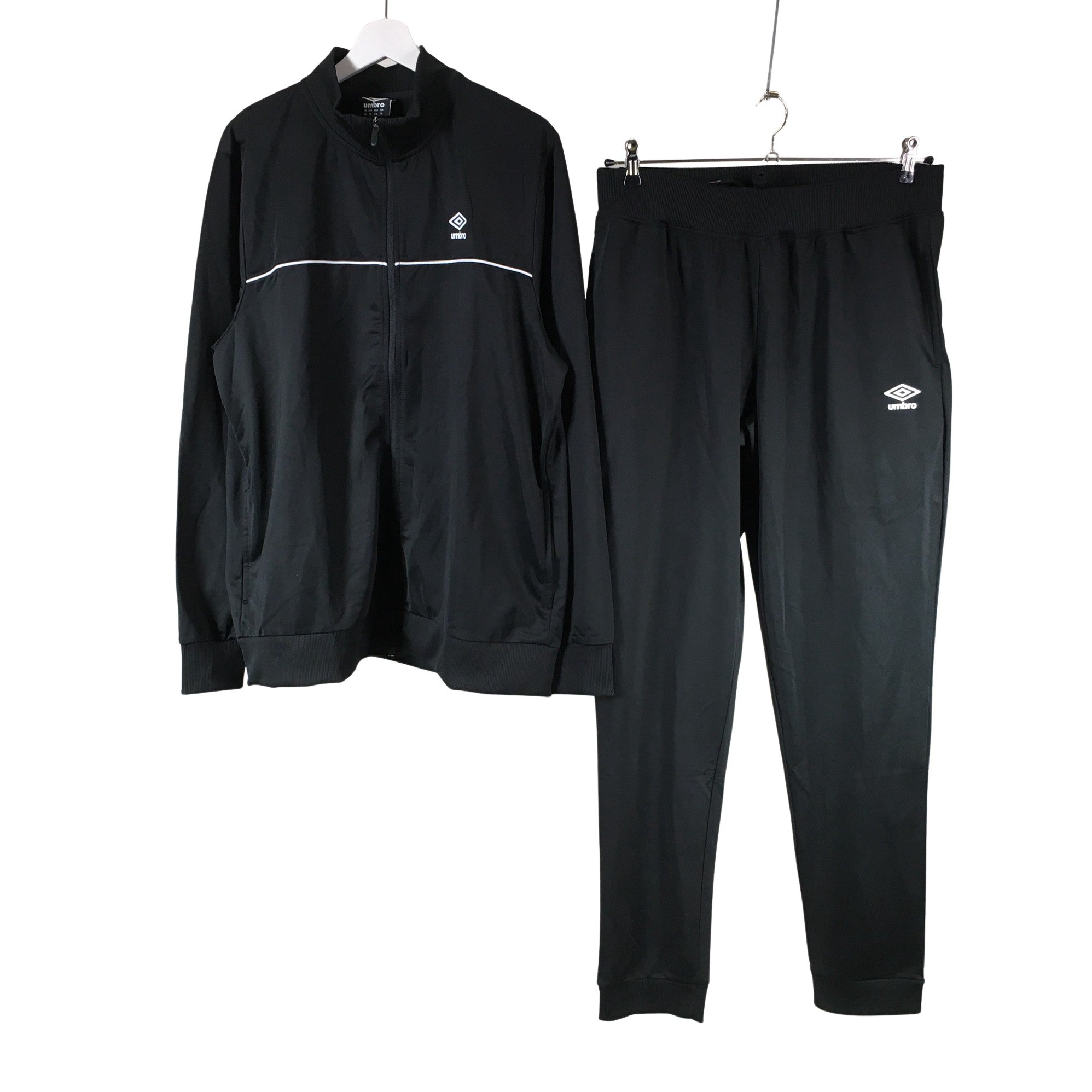 Umbro Black & Green Athletic Track Pants Men's Medium M NWT | eBay
